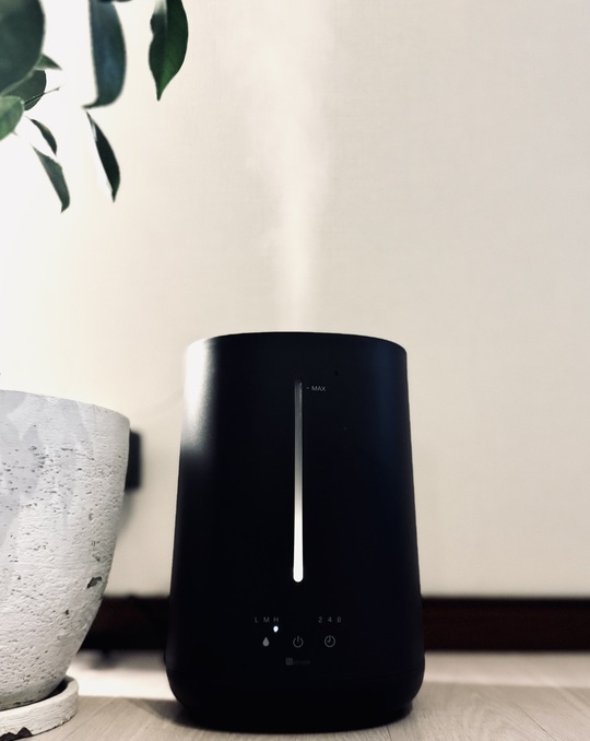 整体院CUCULE 池上では加湿器にて常に院内の湿度を一定に保てるよう努めております。